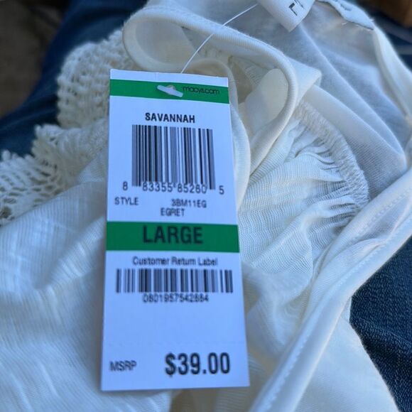 🪷 - American Rag Ivory color tank top with crochet trim. Sz L - Picture 8 of 8